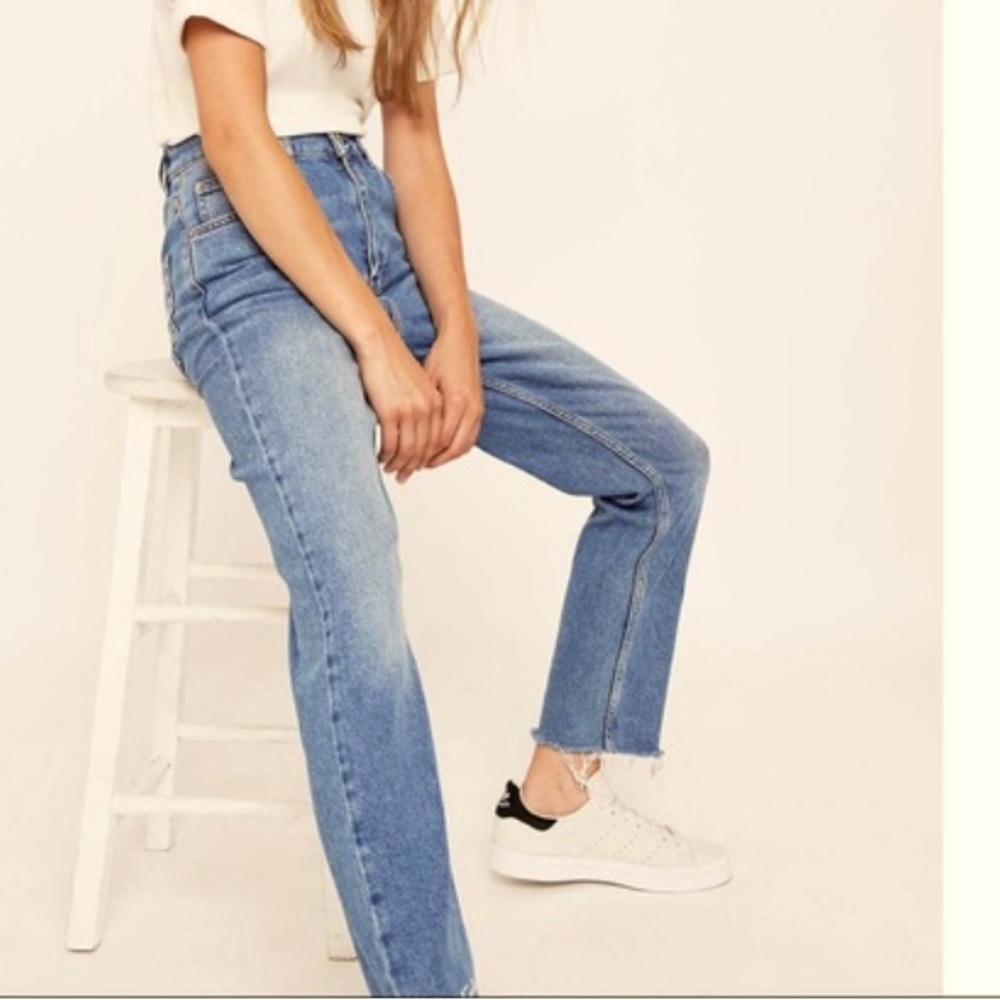 URBAN OUTFITTERS | BDG Girlfriend High Rise Cropped Jeans Raw Hem Size 24